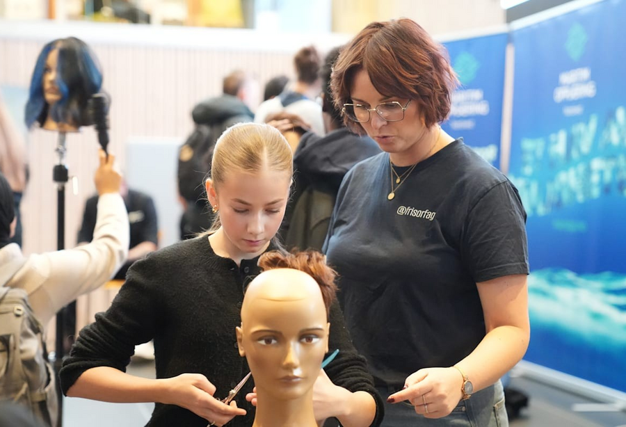 Fikk prøve seg i flere yrker: – Har vært mange fine ungdommer innom